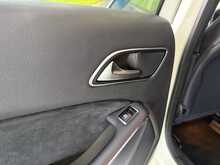 Mercedes-Benz A Class 2.0 A250 BlueEfficiency AMG Sport Hatchback 5dr Petrol 7G-DCT Euro 6 (s/s) (211 ps) - U766