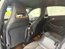 Mercedes-Benz A Class 2.0 A250 BlueEfficiency AMG Sport Hatchback 5dr Petrol 7G-DCT Euro 6 (s/s) (211 ps) - U766