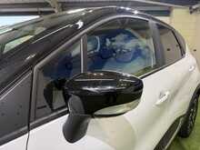 Renault Captur 0.9 TCe ENERGY Iconic SUV 5dr Petrol Manual Euro 6 (s/s) (90 ps) - U770