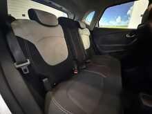 Renault Captur 0.9 TCe ENERGY Iconic SUV 5dr Petrol Manual Euro 6 (s/s) (90 ps) - U770