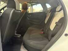 Renault Captur 0.9 TCe ENERGY Iconic SUV 5dr Petrol Manual Euro 6 (s/s) (90 ps) - U770