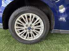 Ford S-Max 2.0 TDCi Zetec MPV 5dr Diesel Manual Euro 6 (120 ps) - U775