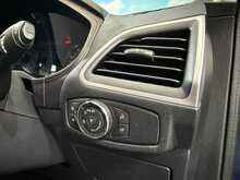 Ford S-Max 2.0 TDCi Zetec MPV 5dr Diesel Manual Euro 6 (120 ps) - U775