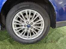 Ford S-Max 2.0 TDCi Zetec MPV 5dr Diesel Manual Euro 6 (120 ps) - U775