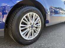 Ford S-Max 2.0 TDCi Zetec MPV 5dr Diesel Manual Euro 6 (120 ps) - U775