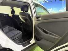 Hyundai TUCSON 1.6 GDi Blue Drive SE SUV 5dr Petrol Manual Euro 6 (s/s) (132 ps) - U789