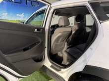 Hyundai TUCSON 1.6 GDi Blue Drive SE SUV 5dr Petrol Manual Euro 6 (s/s) (132 ps) - U789