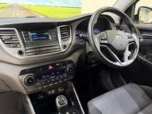 Hyundai TUCSON 1.6 GDi Blue Drive SE SUV 5dr Petrol Manual Euro 6 (s/s) (132 ps) - U789