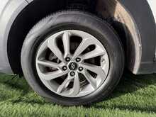 Hyundai TUCSON 1.6 GDi Blue Drive SE SUV 5dr Petrol Manual Euro 6 (s/s) (132 ps) - U789