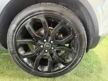 Land Rover Range Rover Evoque 2.2 SD4 Pure SUV 5dr Diesel Auto 4WD Euro 5 (190 ps) - U792