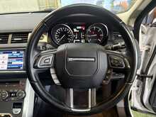 Land Rover Range Rover Evoque 2.2 SD4 Pure SUV 5dr Diesel Auto 4WD Euro 5 (190 ps) - U792