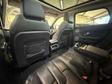 Land Rover Range Rover Evoque 2.2 SD4 Pure SUV 5dr Diesel Auto 4WD Euro 5 (190 ps) - U792