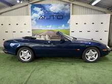 Jaguar XK8 4.0 Convertible 2dr Petrol Automatic (284 g/km, 290 bhp) - U798