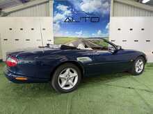 Jaguar XK8 4.0 Convertible 2dr Petrol Automatic (284 g/km, 290 bhp) - U798