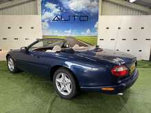 Jaguar XK8 4.0 Convertible 2dr Petrol Automatic (284 g/km, 290 bhp) - U798