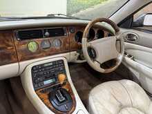 Jaguar XK8 4.0 Convertible 2dr Petrol Automatic (284 g/km, 290 bhp) - U798