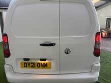 Vauxhall Combo 1.5 Turbo D 2300 Sportive Panel Van 4dr Diesel Manual L2 H1 Euro 6 (100 ps) - U800