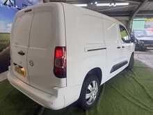 Vauxhall Combo 1.5 Turbo D 2300 Sportive Panel Van 4dr Diesel Manual L2 H1 Euro 6 (100 ps) - U800
