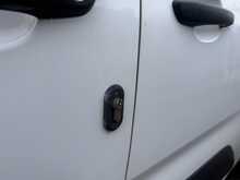 Vauxhall Combo 1.5 Turbo D 2300 Sportive Panel Van 4dr Diesel Manual L2 H1 Euro 6 (s/s) (100 ps) - U802