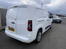 Vauxhall Combo 1.5 Turbo D 2300 Sportive Panel Van 4dr Diesel Manual L2 H1 Euro 6 (s/s) (100 ps) - U802