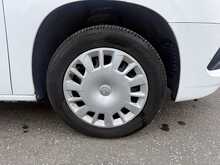 Vauxhall Combo 1.5 Turbo D 2300 Sportive Panel Van 4dr Diesel Manual L2 H1 Euro 6 (s/s) (100 ps) - U802