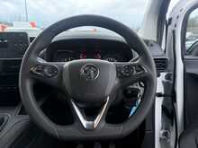 Vauxhall Combo 1.5 Turbo D 2300 Sportive Panel Van 4dr Diesel Manual L2 H1 Euro 6 (s/s) (100 ps) - U802