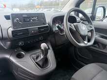 Vauxhall Combo 1.5 Turbo D 2300 Sportive Panel Van 4dr Diesel Manual L2 H1 Euro 6 (s/s) (100 ps) - U802