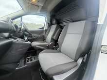 Vauxhall Combo 1.5 Turbo D 2300 Sportive Panel Van 4dr Diesel Manual L2 H1 Euro 6 (s/s) (100 ps) - U802