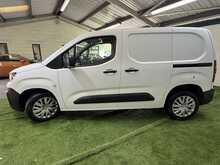 Peugeot Partner 1.5 BlueHDi 1000 Professional Standard Panel Van 5dr Diesel Manual SWB Euro 6 (100 bhp) - U803