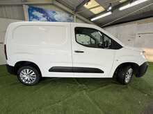Peugeot Partner 1.5 BlueHDi 1000 Professional Standard Panel Van 5dr Diesel Manual SWB Euro 6 (100 bhp) - U803