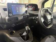 Peugeot Partner 1.5 BlueHDi 1000 Professional Standard Panel Van 5dr Diesel Manual SWB Euro 6 (100 bhp) - U803