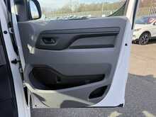 Vauxhall Vivaro 1.5 Turbo D 2900 Sportive Panel Van 5dr Diesel Manual L2 H1 Euro 6 (s/s) (100 ps) - U806