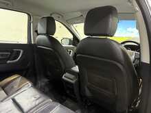 Land Rover Discovery Sport 2.0 TD4 SE Tech SUV 5dr Diesel Manual 4WD Euro 6 (s/s) (180 ps) - U816