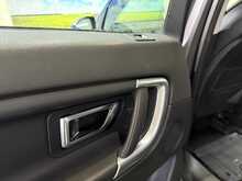 Land Rover Discovery Sport 2.0 TD4 SE Tech SUV 5dr Diesel Manual 4WD Euro 6 (s/s) (180 ps) - U816