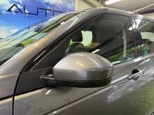 Land Rover Discovery Sport 2.0 TD4 SE Tech SUV 5dr Diesel Manual 4WD Euro 6 (s/s) (180 ps) - U816