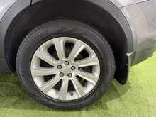 Land Rover Discovery Sport 2.0 TD4 SE Tech SUV 5dr Diesel Manual 4WD Euro 6 (s/s) (180 ps) - U816