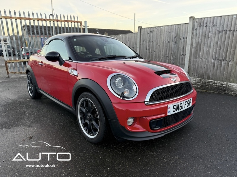 2011 COOPER S COUPE 2DR PETROL MANUAL EURO 5 S S 184 PS 2011... photo
