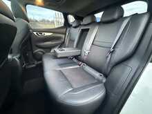 Nissan Qashqai 1.5 dCi Tekna SUV 5dr Diesel Manual Euro 6 (s/s) (110 ps) - U824