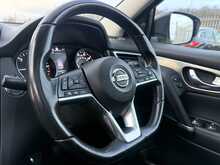 Nissan Qashqai 1.5 dCi Tekna SUV 5dr Diesel Manual Euro 6 (s/s) (110 ps) - U824