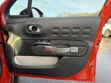 Citroen C3 1.2 PureTech Feel Hatchback 5dr Petrol Manual Euro 6 (s/s) (83 ps) - U825