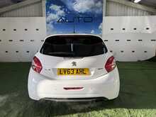 Peugeot 208 THP GTi - U830