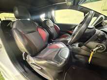 Peugeot 208 THP GTi - U830