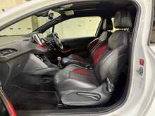 Peugeot 208 THP GTi - U830