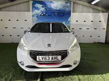 Peugeot 208 THP GTi - U830