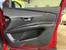 Peugeot 3008 PureTech GT Line - U837