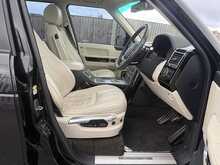 Land Rover Range Rover TD V8 Autobiography - U841