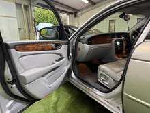 Jaguar XJ XJ6 - U842