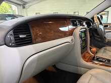 Jaguar XJ XJ6 - U842