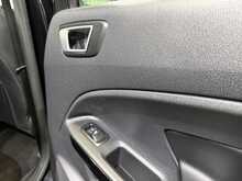 Ford EcoSport T EcoBoost Titanium - U844