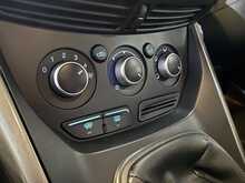 Ford Kuga TDCi Zetec - U846